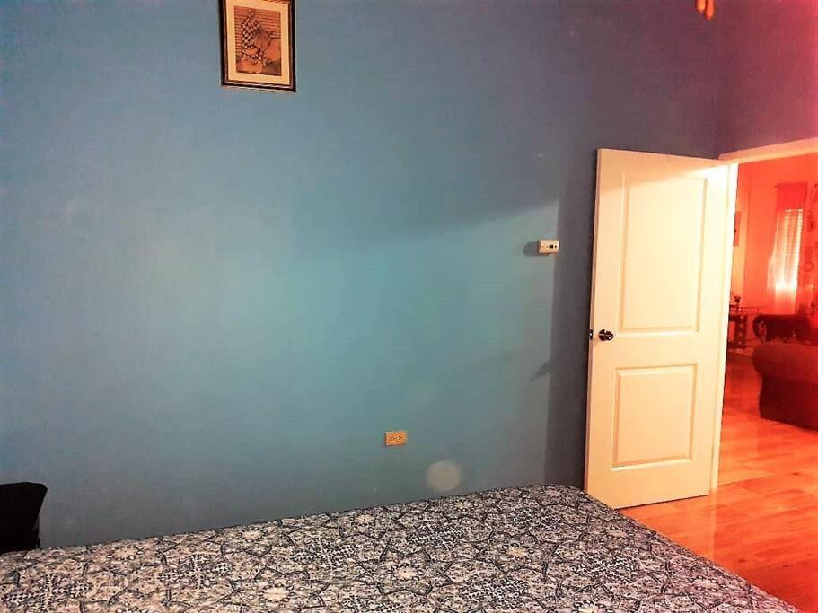 Comfortable Strategic Lodging Quarters Spanish Town Zewnętrze zdjęcie